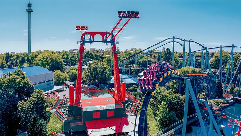 A photo of the Twizzlers Twisted Gravity ride